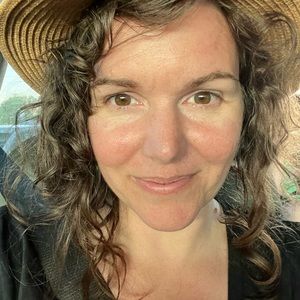 Meet your Posher, Veronica